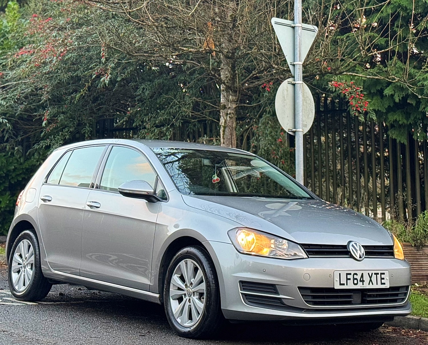 Used Volkswagen Golf 2014 for sale - 76699659: Photo 6