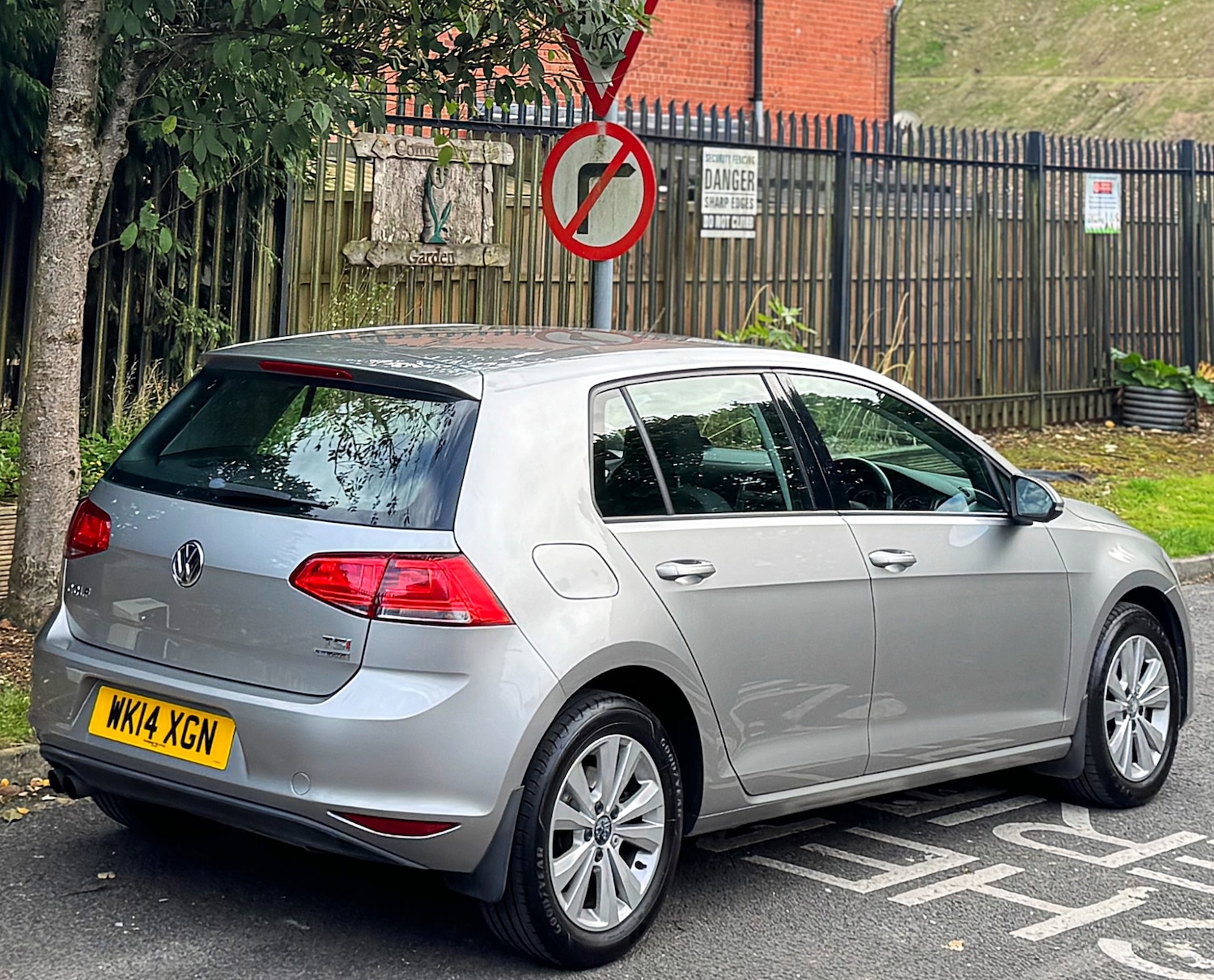 Vehicle 21
