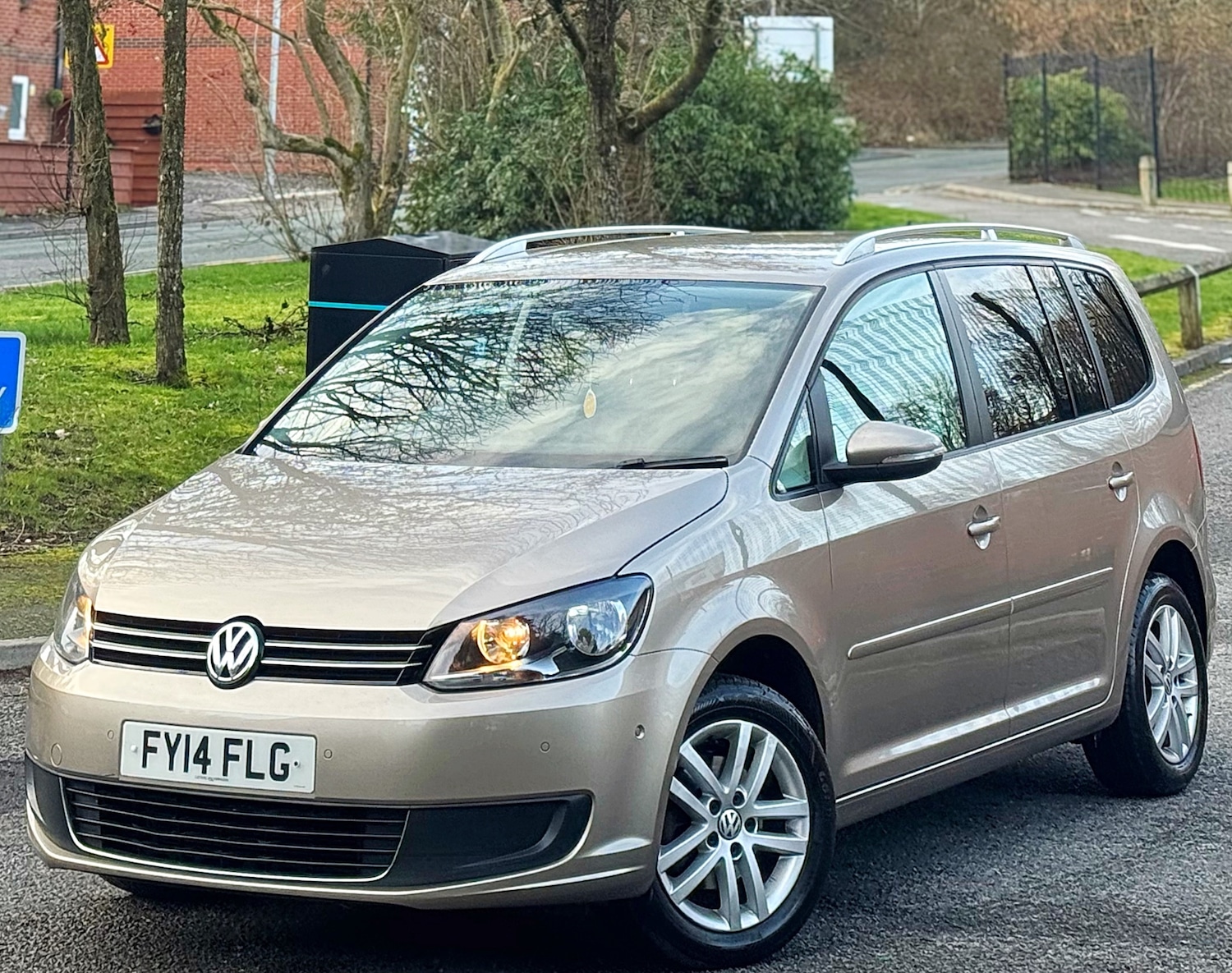 Used Volkswagen Touran 2014 for sale - 77659998: Photo 14