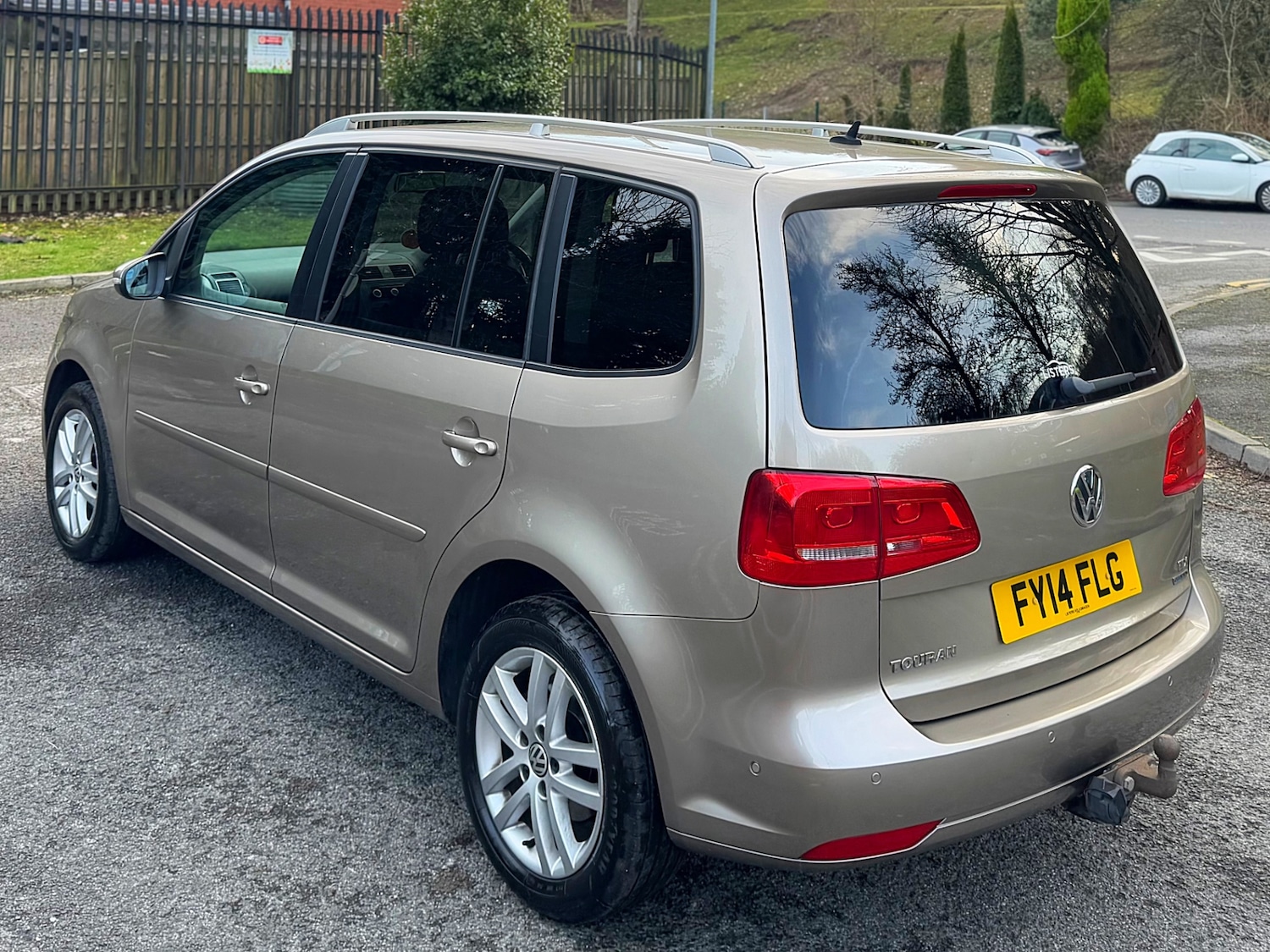 Used Volkswagen Touran 2014 for sale - 77659998: Photo 27