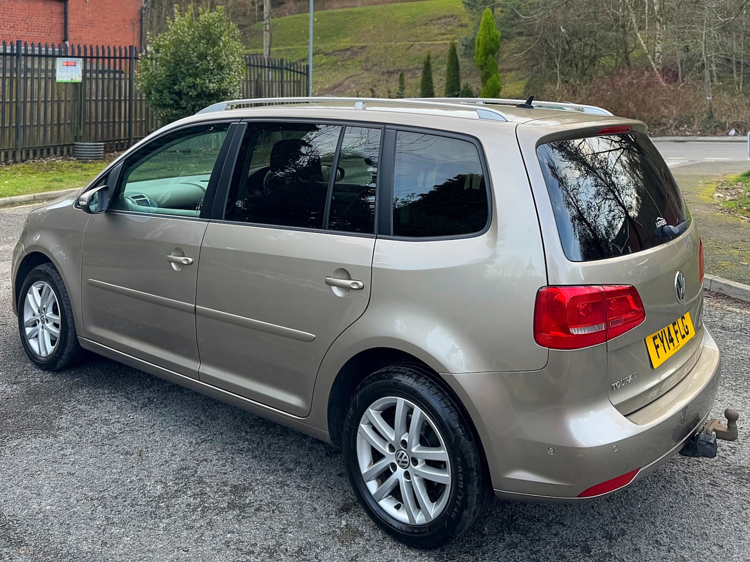 Used Volkswagen Touran 2014 for sale - 77659998: Photo 28