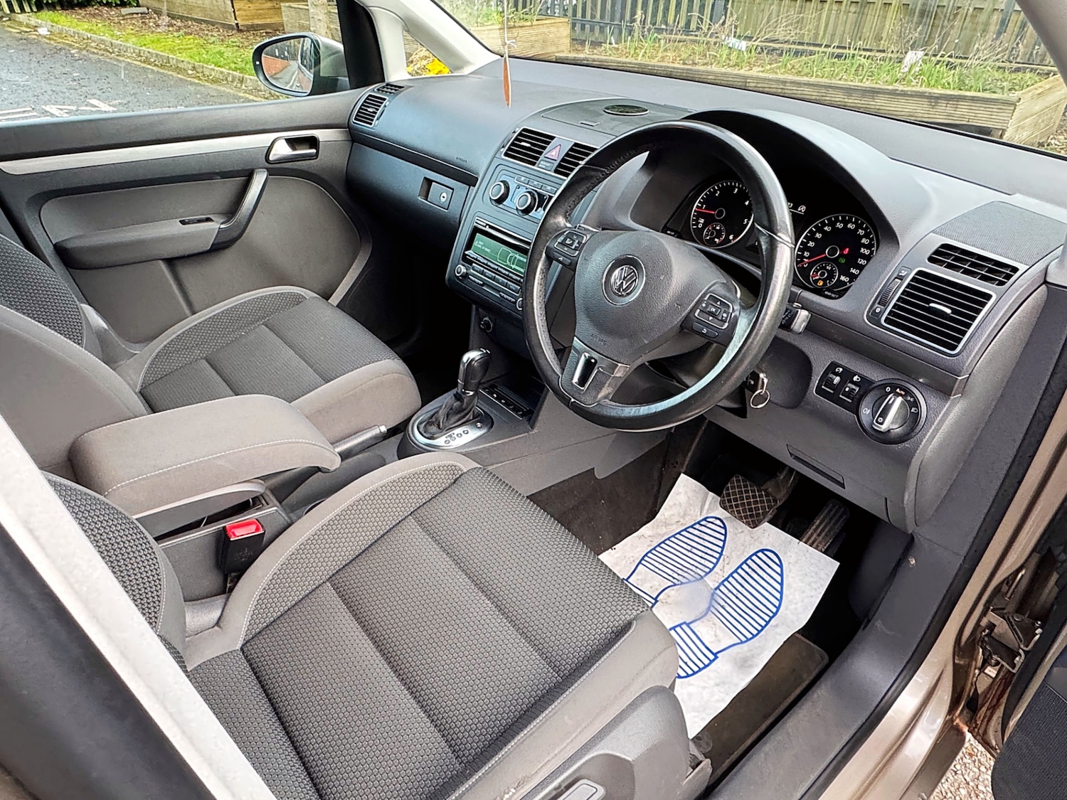 Used Volkswagen Touran 2014 for sale - 77659998: Photo 30