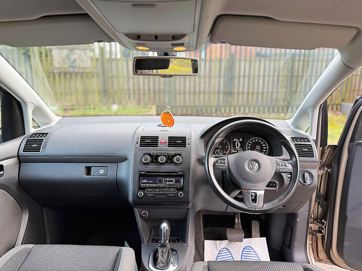 Used Volkswagen Touran 2014 for sale - 77659998: Photo 34