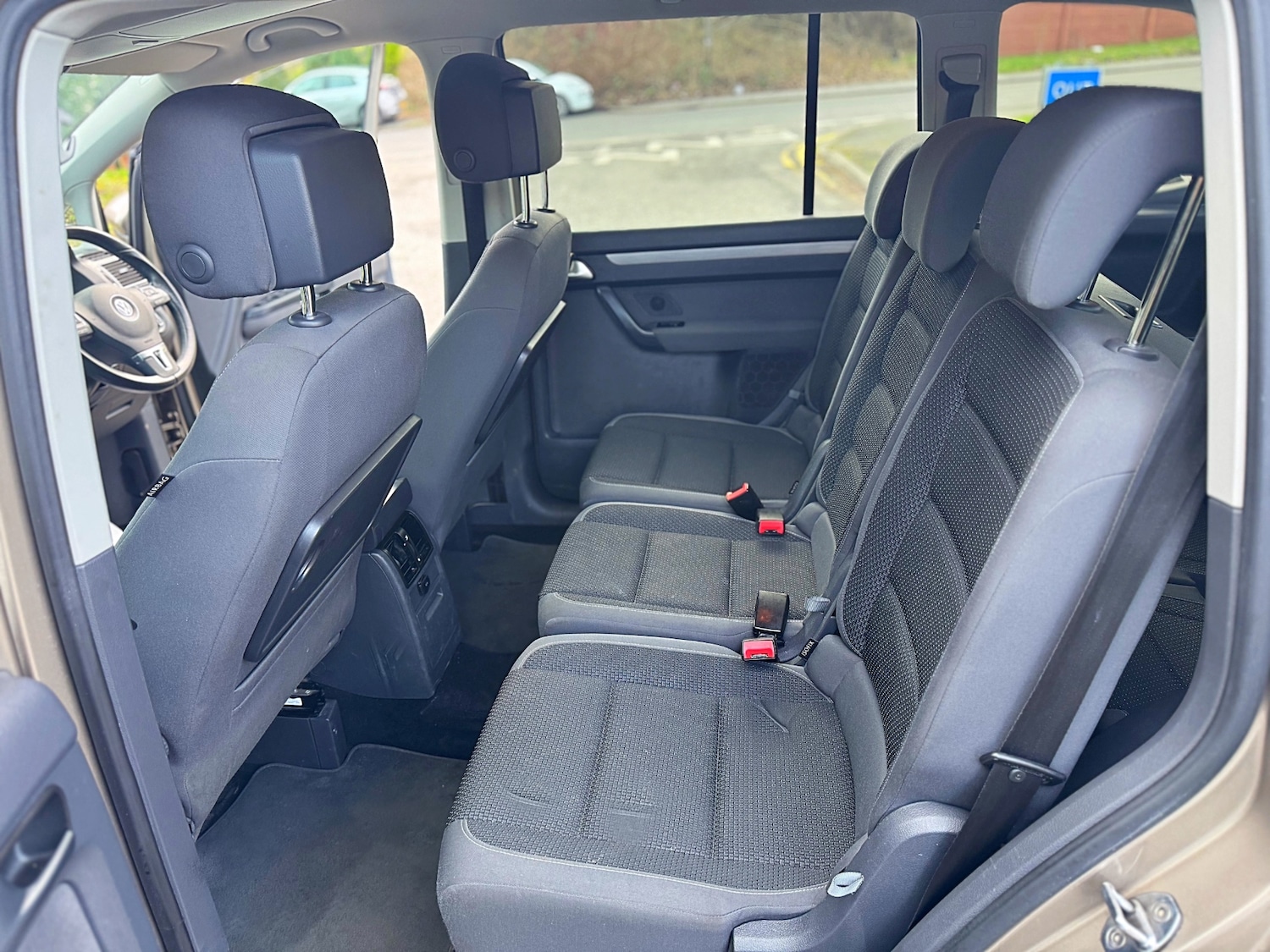 Used Volkswagen Touran 2014 for sale - 77659998: Photo 38