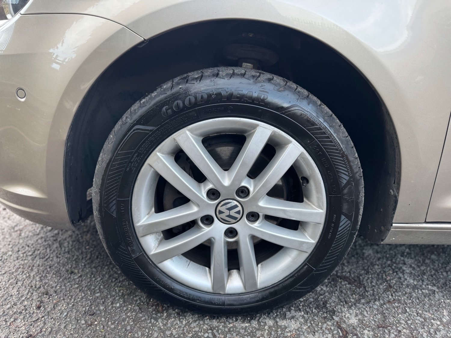 Used Volkswagen Touran 2014 for sale - 77659998: Photo 41