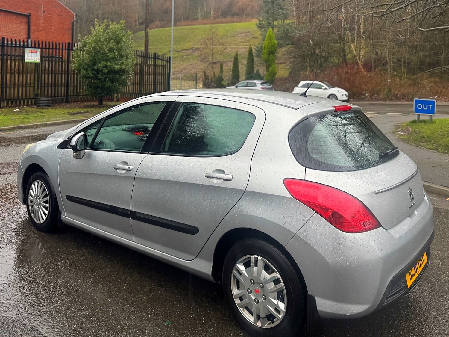 Used Peugeot 308 2011 for sale - 77632725: Photo 16