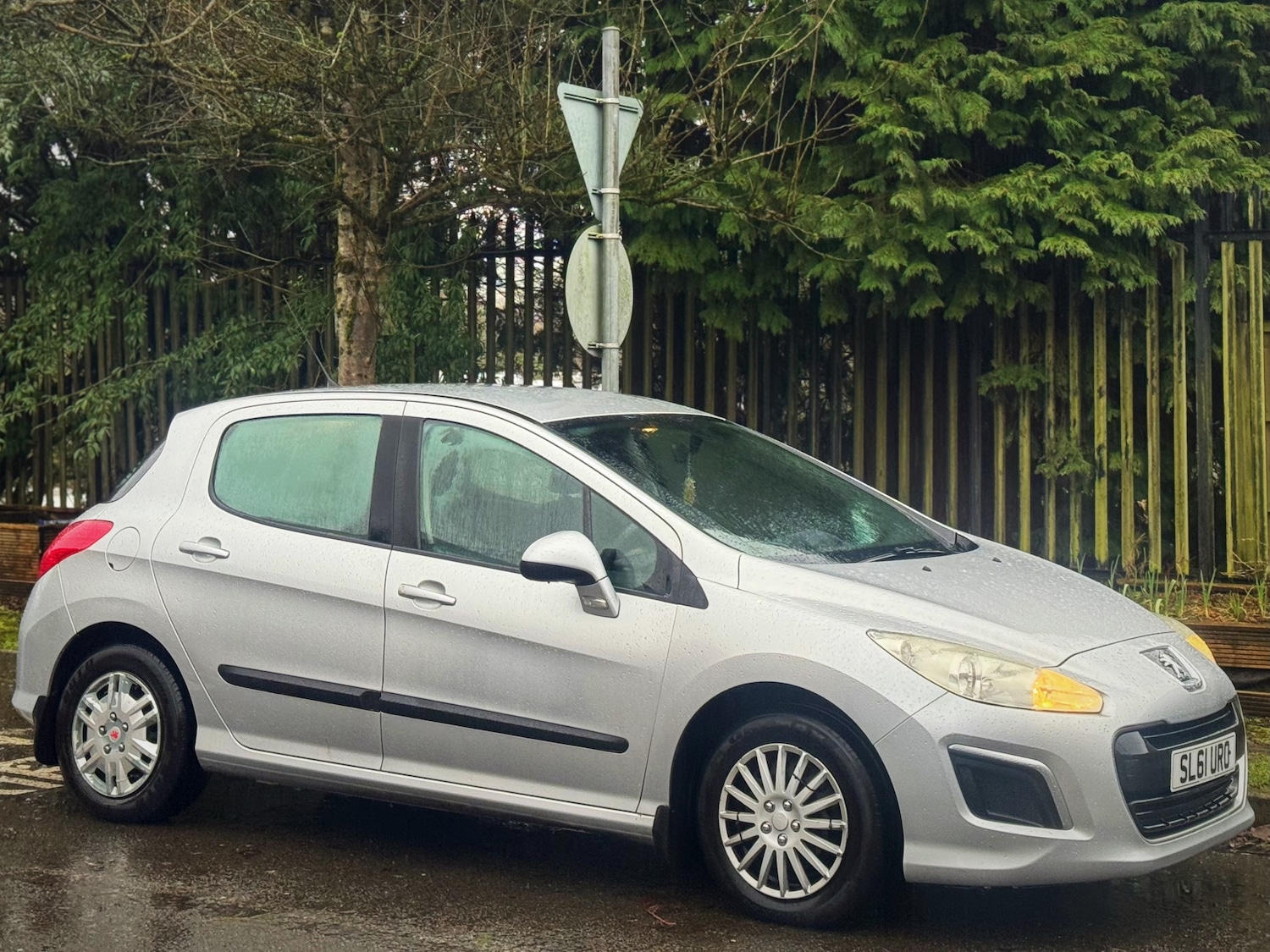 Used Peugeot 308 2011 for sale - 77632725: Photo 5