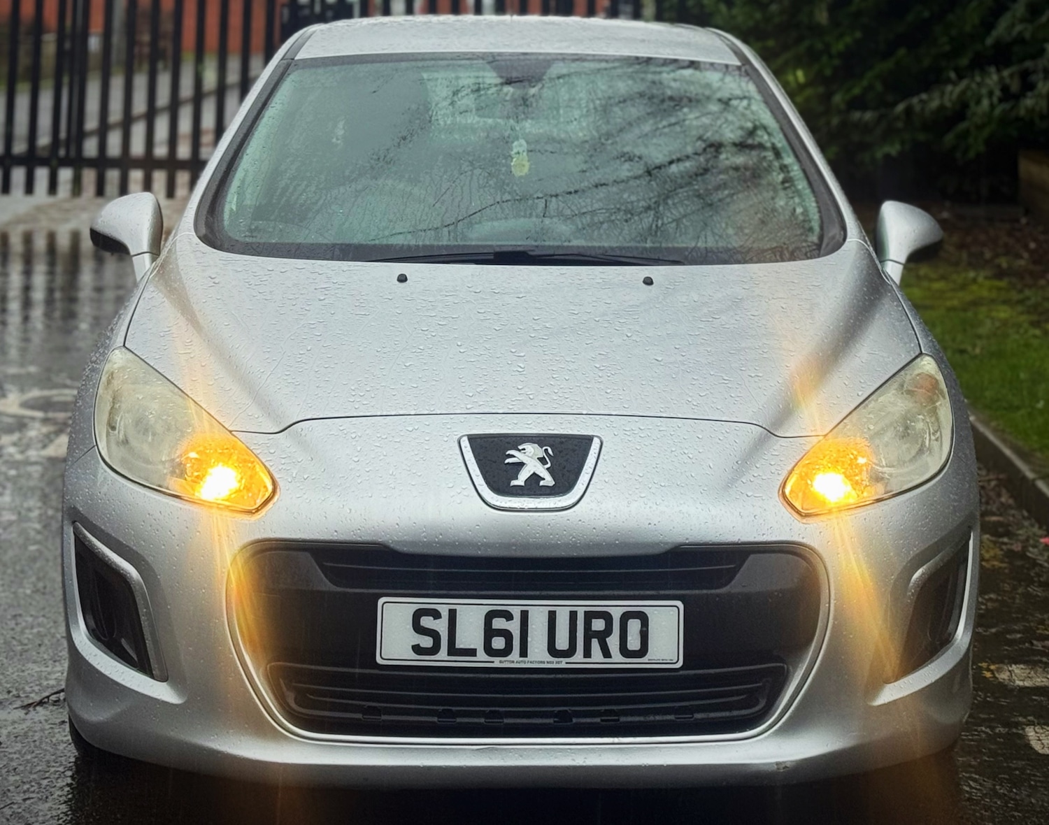 Used Peugeot 308 2011 for sale - 77632725: Photo 6