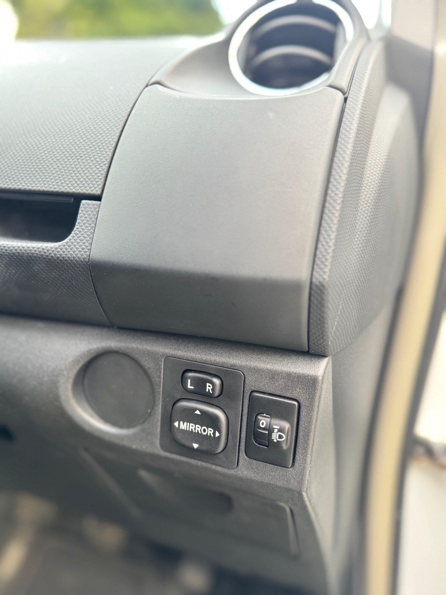 Used Toyota Yaris 2011 for sale - 78212118: Photo 46