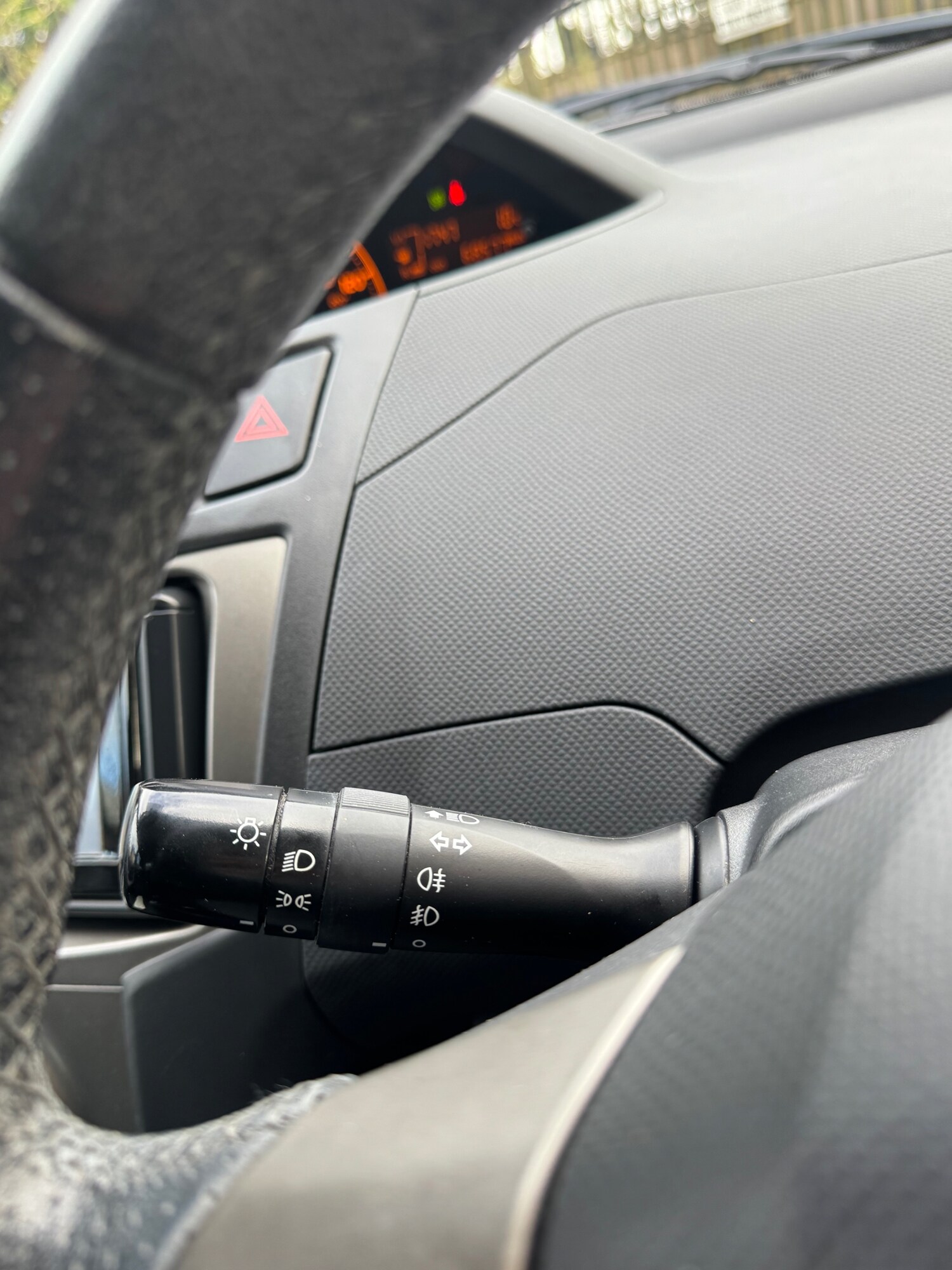 Used Toyota Yaris 2011 for sale - 78212118: Photo 47