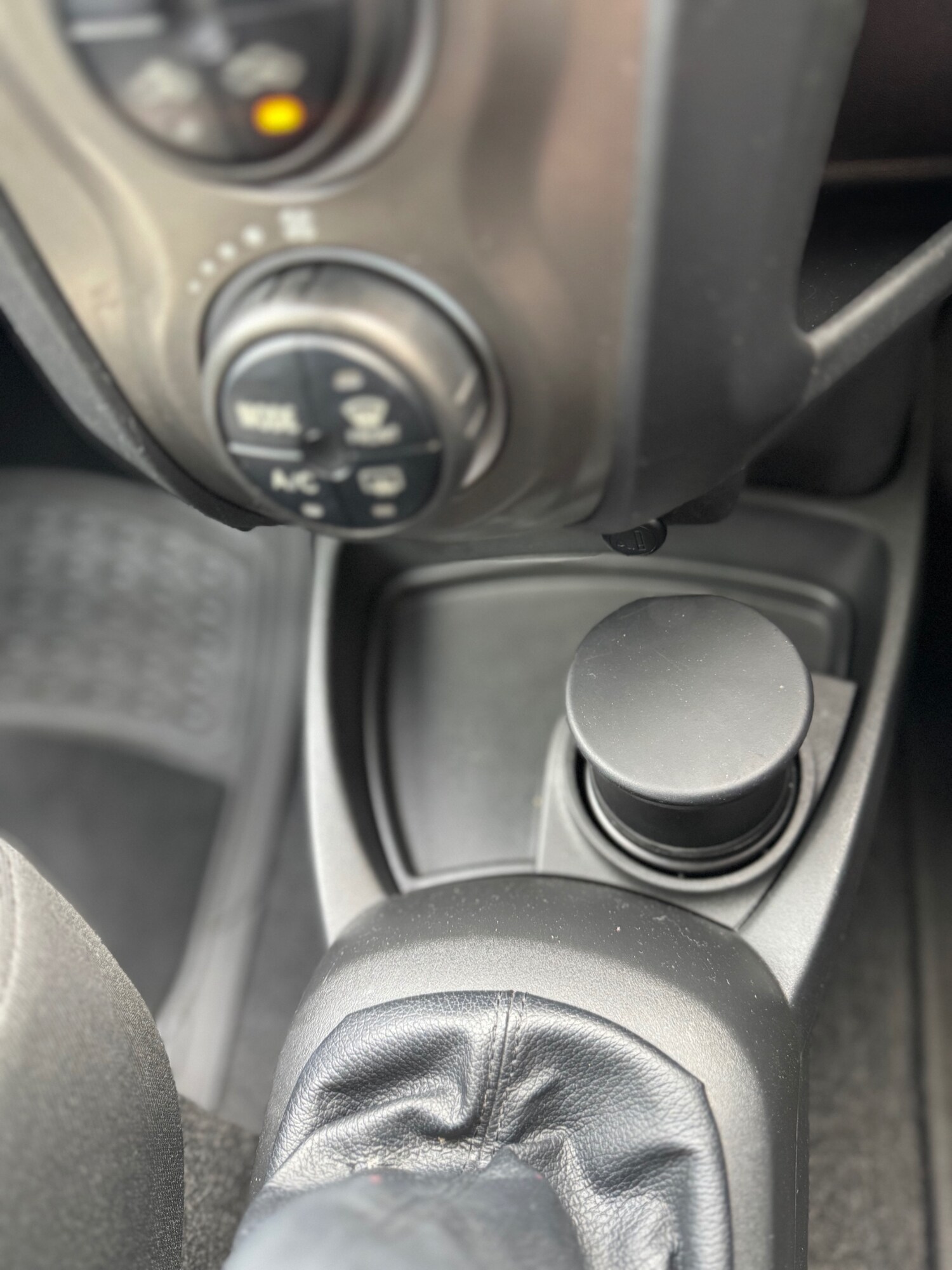 Used Toyota Yaris 2011 for sale - 78212118: Photo 52