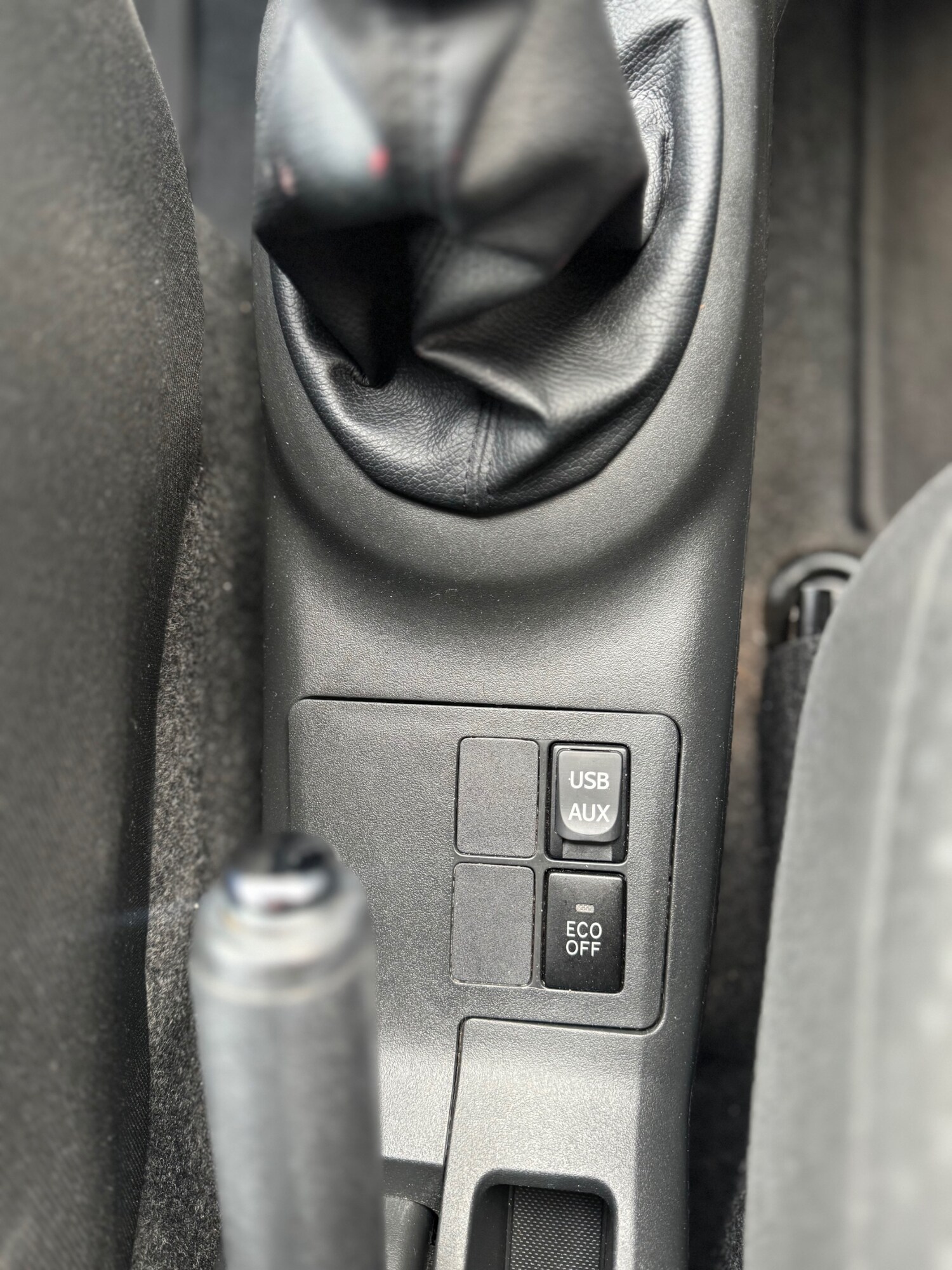 Used Toyota Yaris 2011 for sale - 78212118: Photo 53