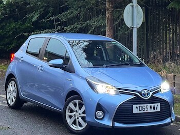 Used Toyota Yaris 2015 for sale - 77469406: Photo