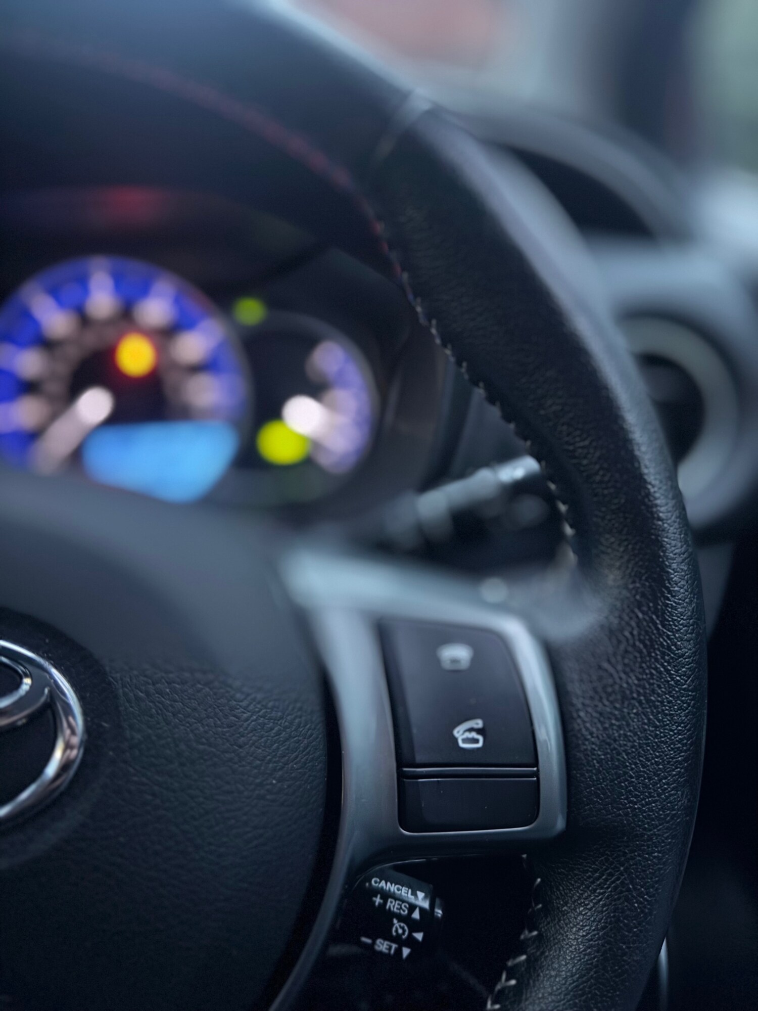 Used Toyota Yaris 2015 for sale - 77469406: Photo 47