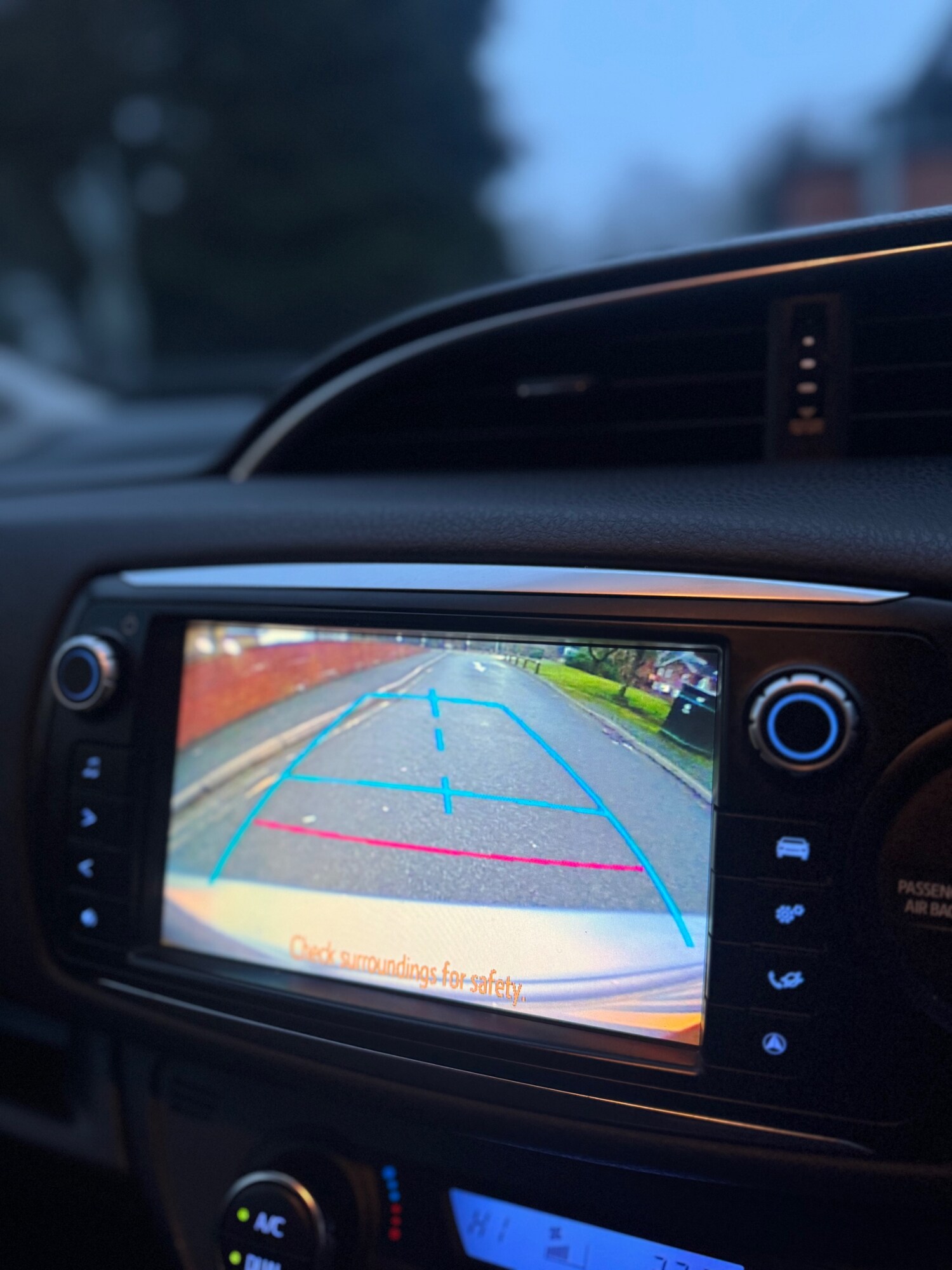 Used Toyota Yaris 2015 for sale - 77469406: Photo 54