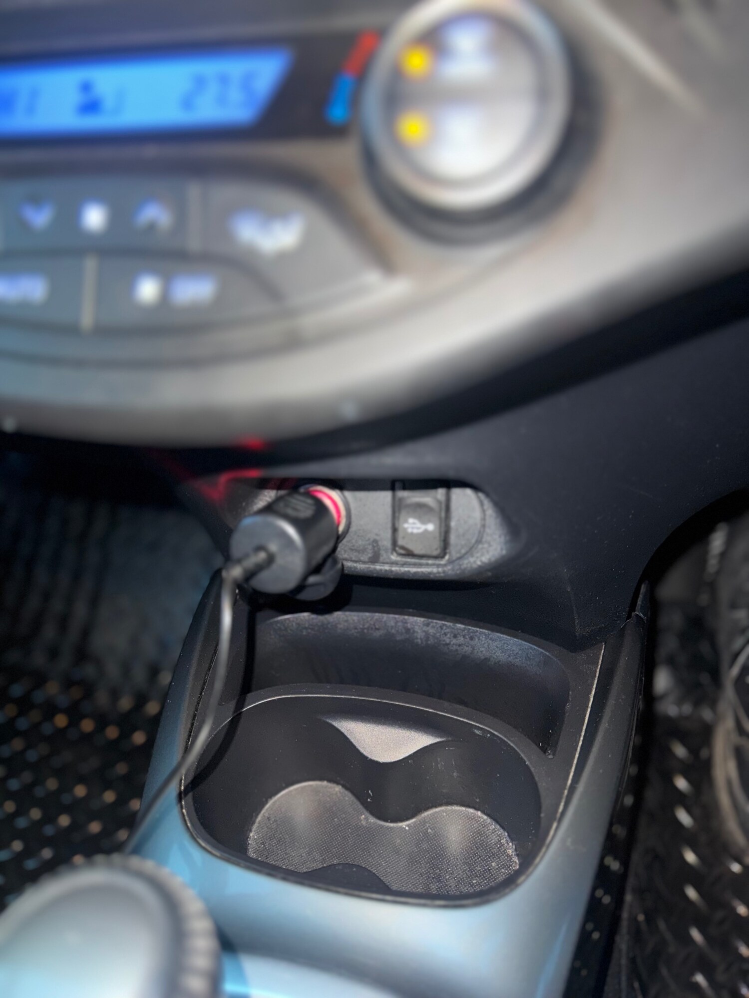 Used Toyota Yaris 2015 for sale - 77469406: Photo 56