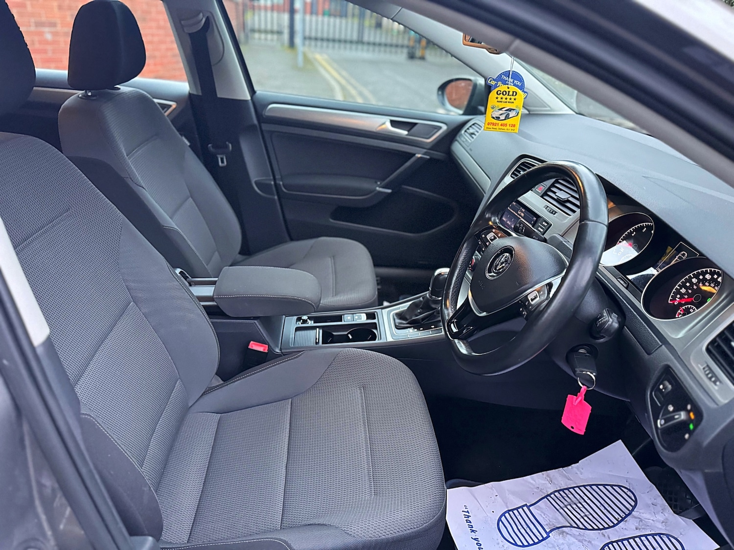 Used Volkswagen Golf 2014 for sale - 77560095: Photo 32