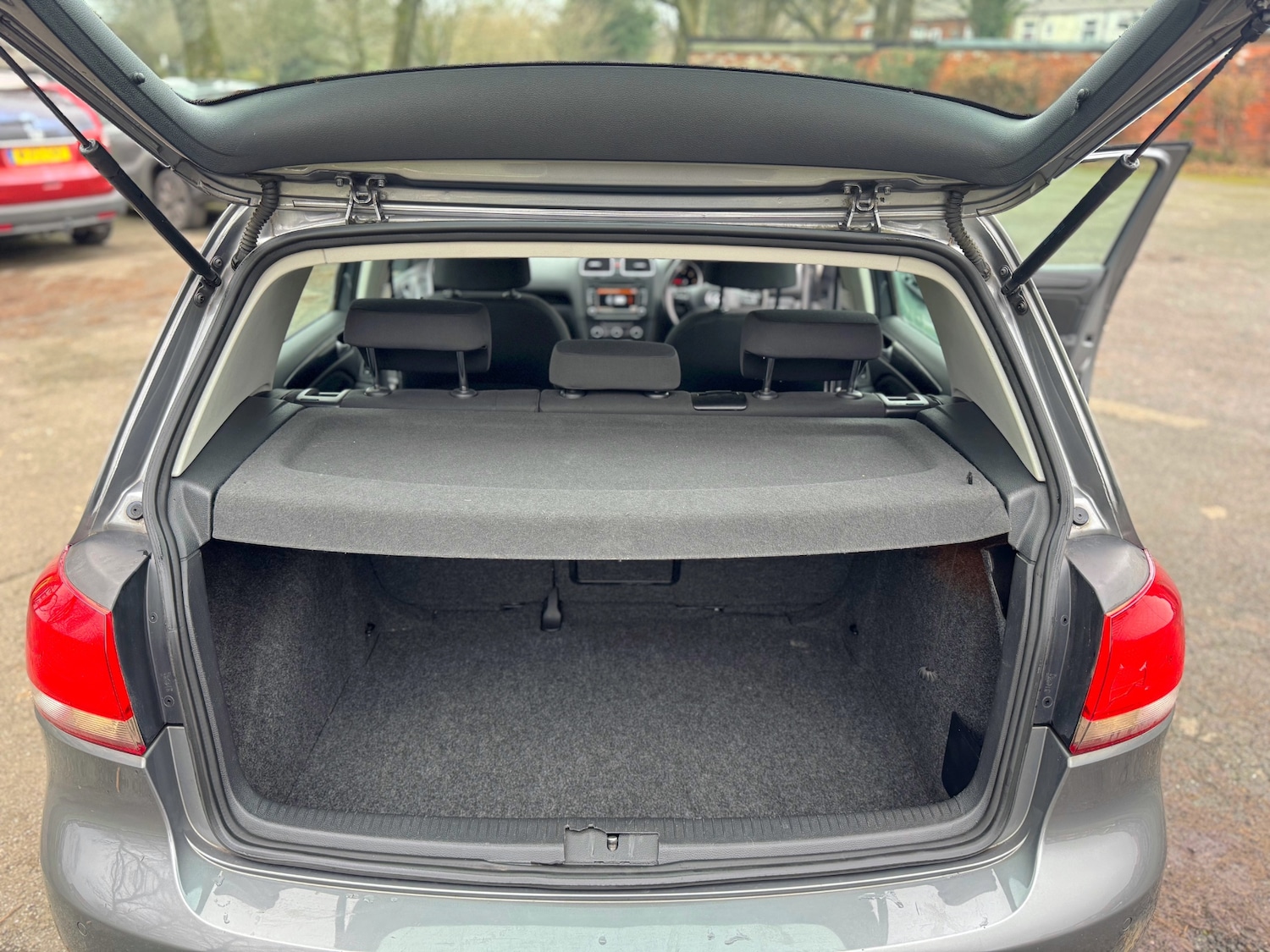 Used Volkswagen Golf 2011 for sale - 77424525: Photo 18