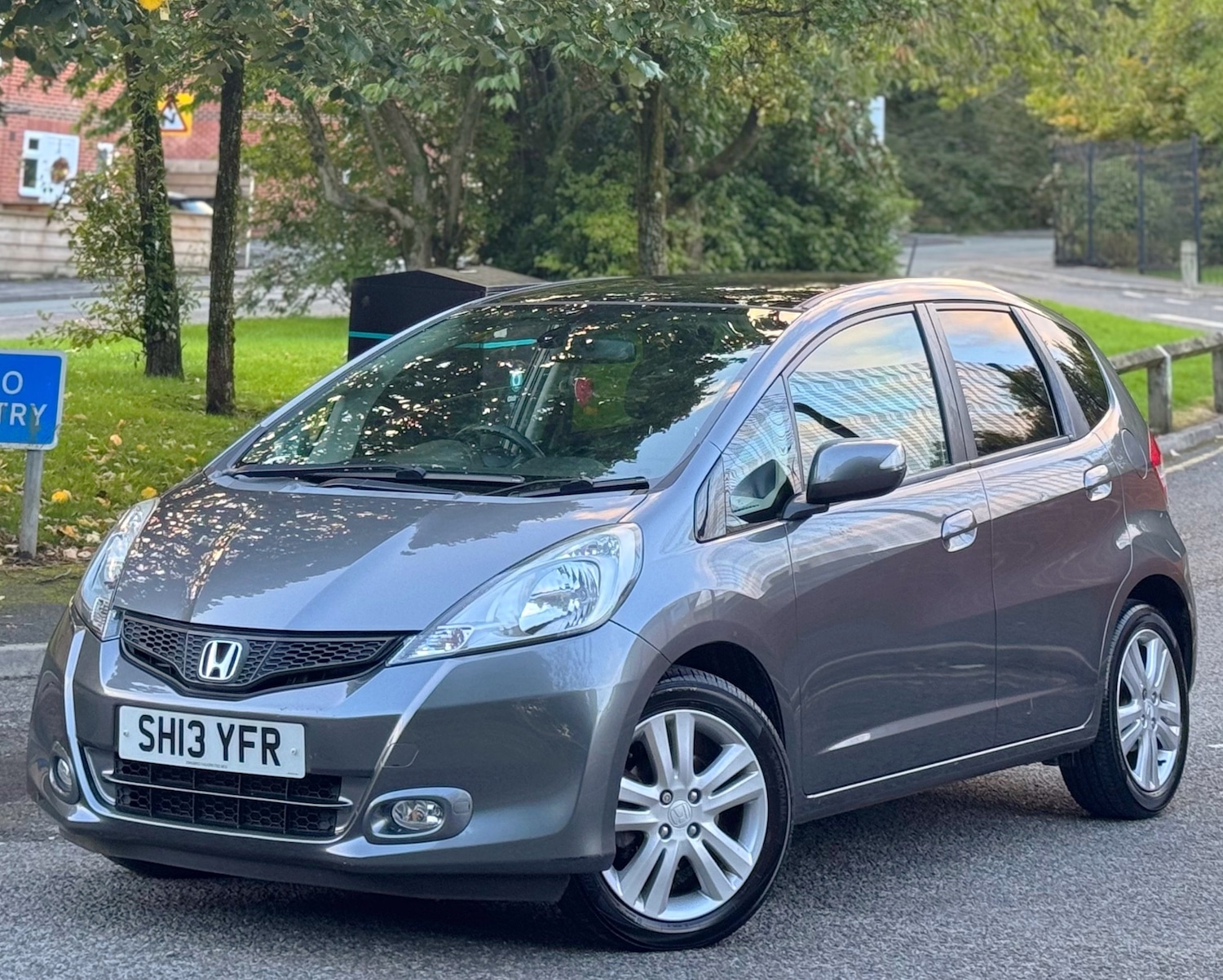Used Honda Jazz 2013 for sale - 76102209: Photo 13