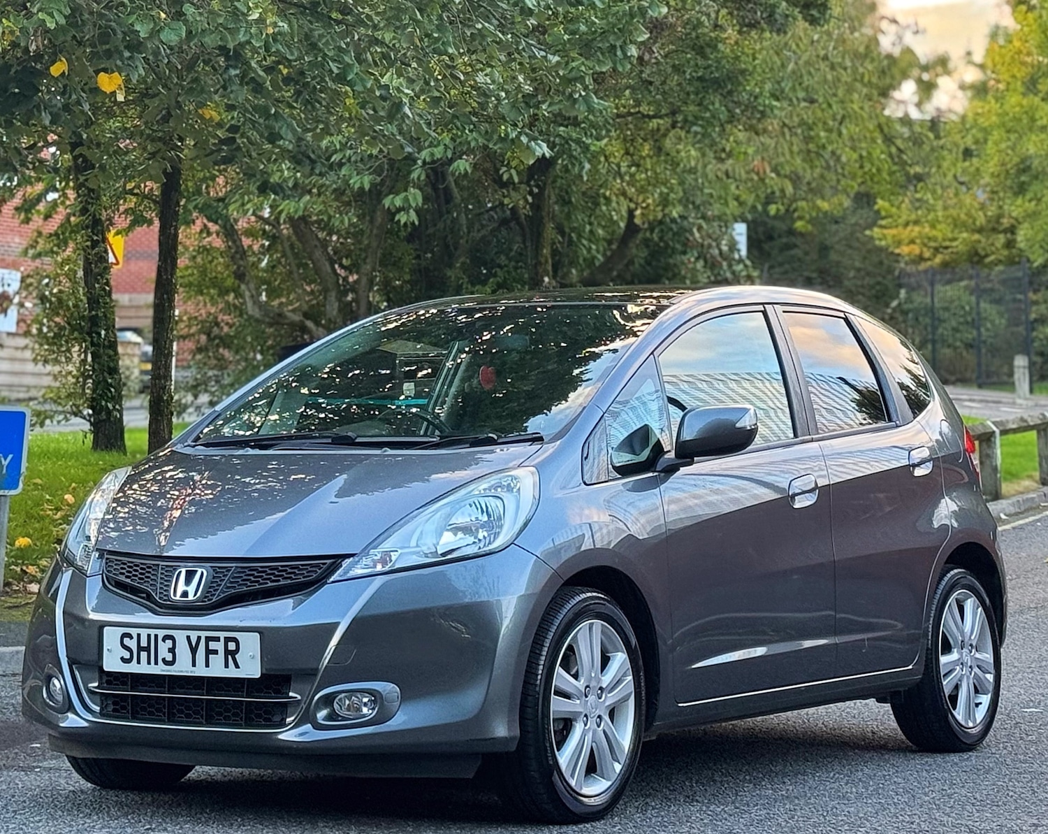 Used Honda Jazz 2013 for sale - 76102209: Photo 17