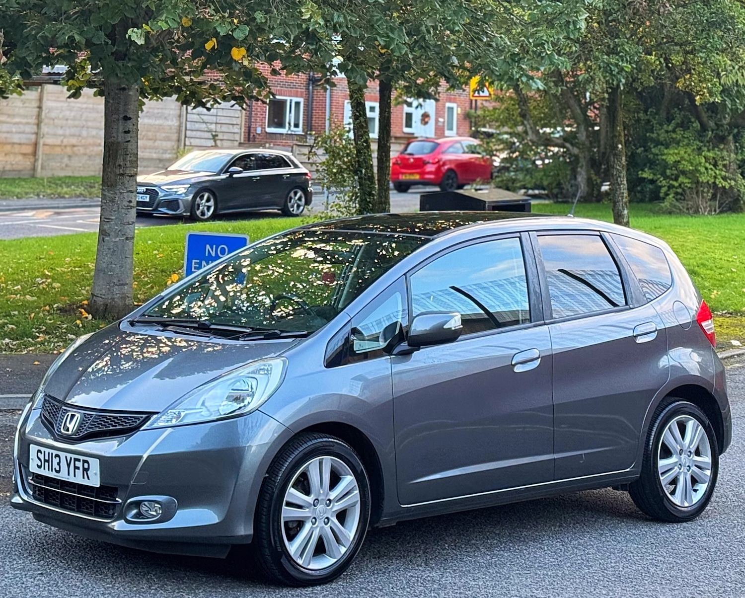Used Honda Jazz 2013 for sale - 76102209: Photo 18
