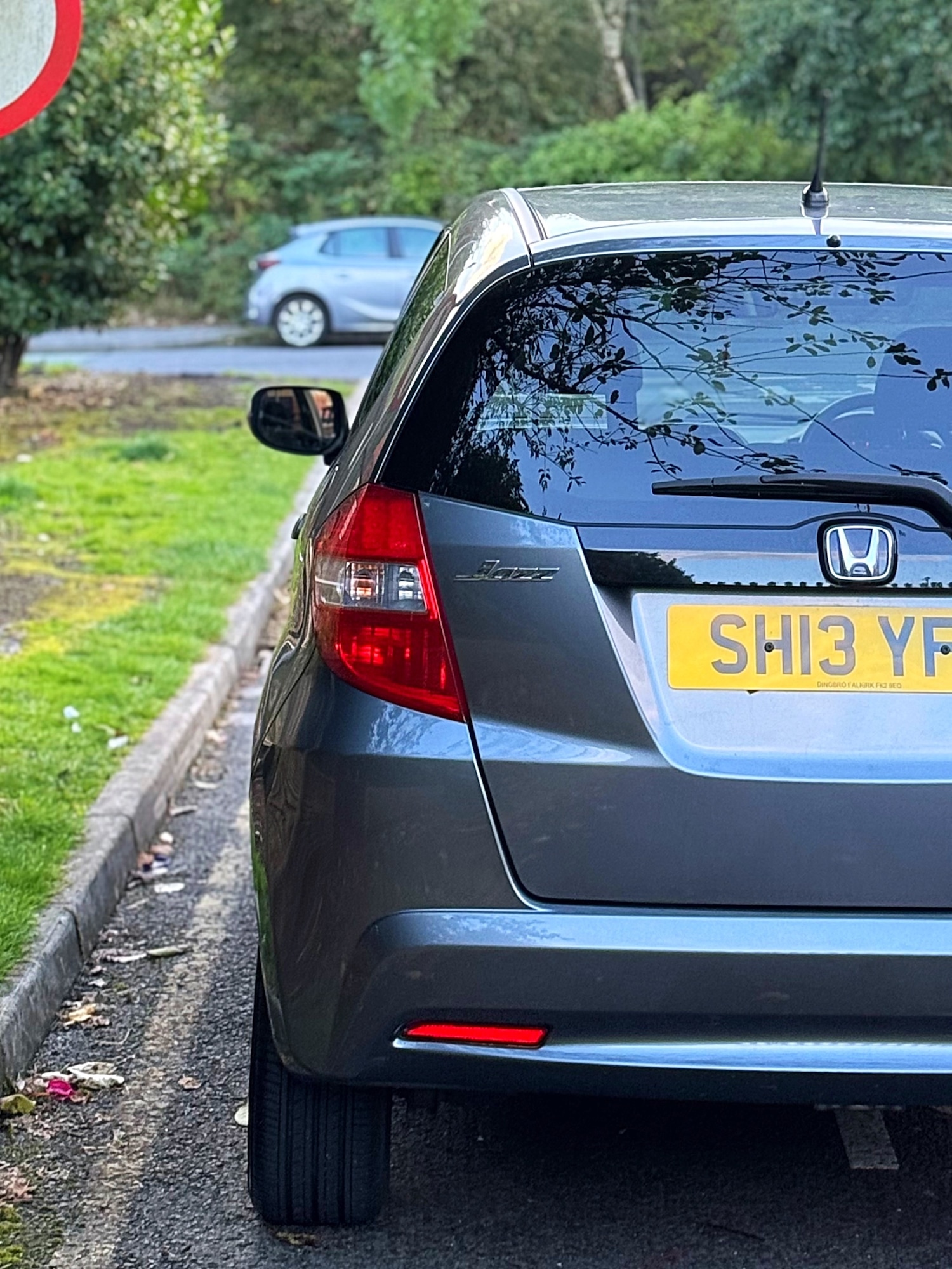 Used Honda Jazz 2013 for sale - 76102209: Photo 25