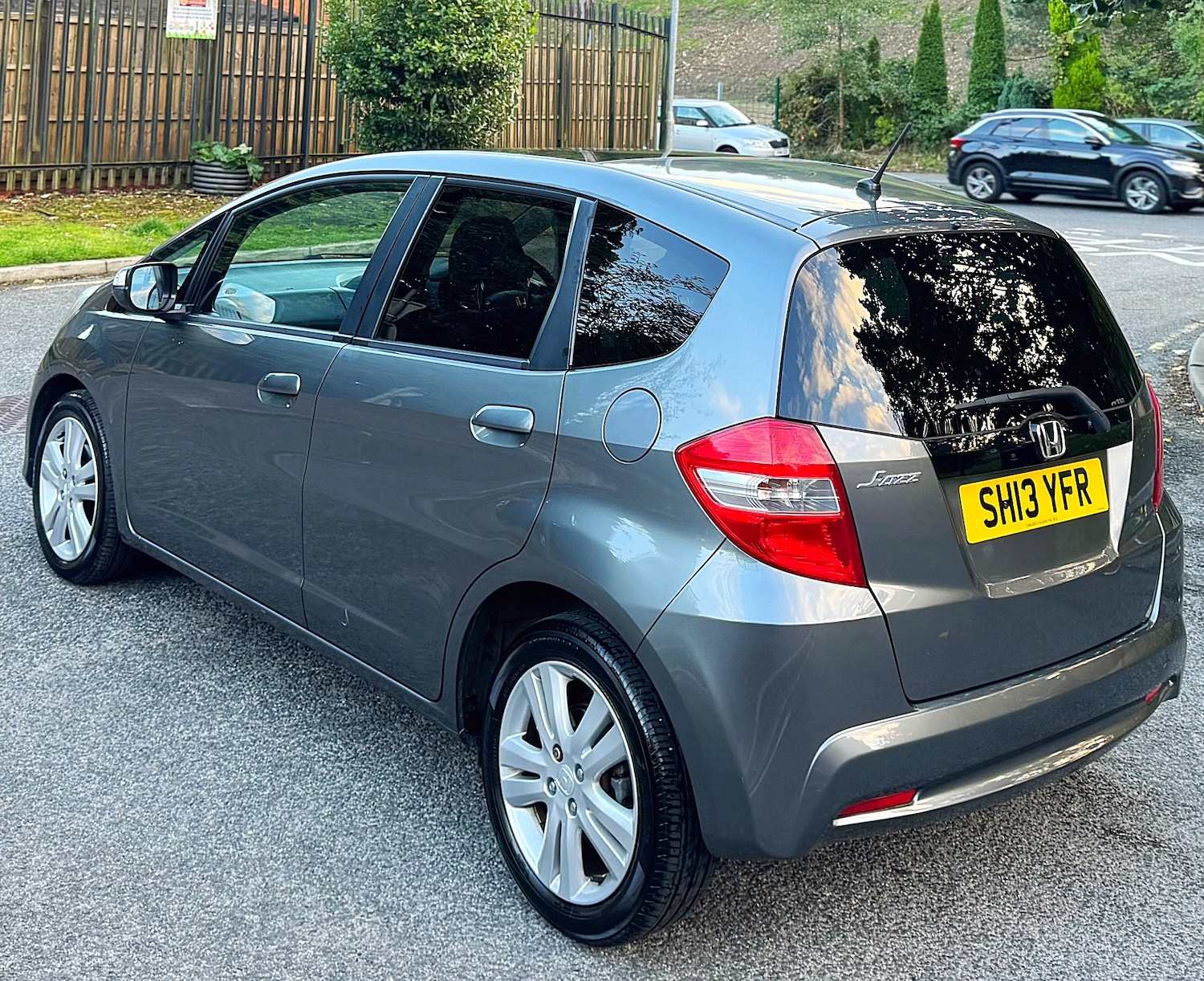 Used Honda Jazz 2013 for sale - 76102209: Photo 26