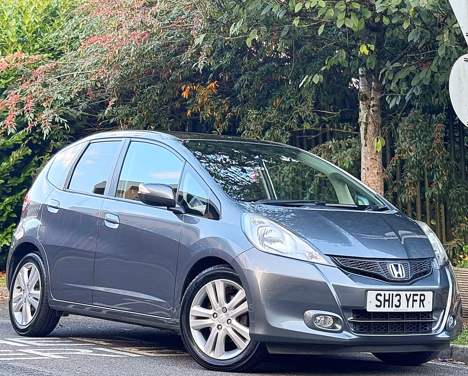 Used Honda Jazz 2013 for sale - 76102209: Photo 3