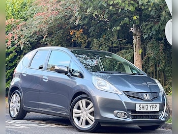 Used Honda Jazz 2013 for sale - 76102209: Photo 3