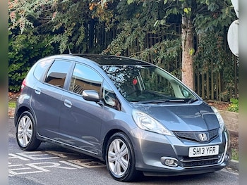 Used Honda Jazz 2013 for sale - 76102209: Photo 4