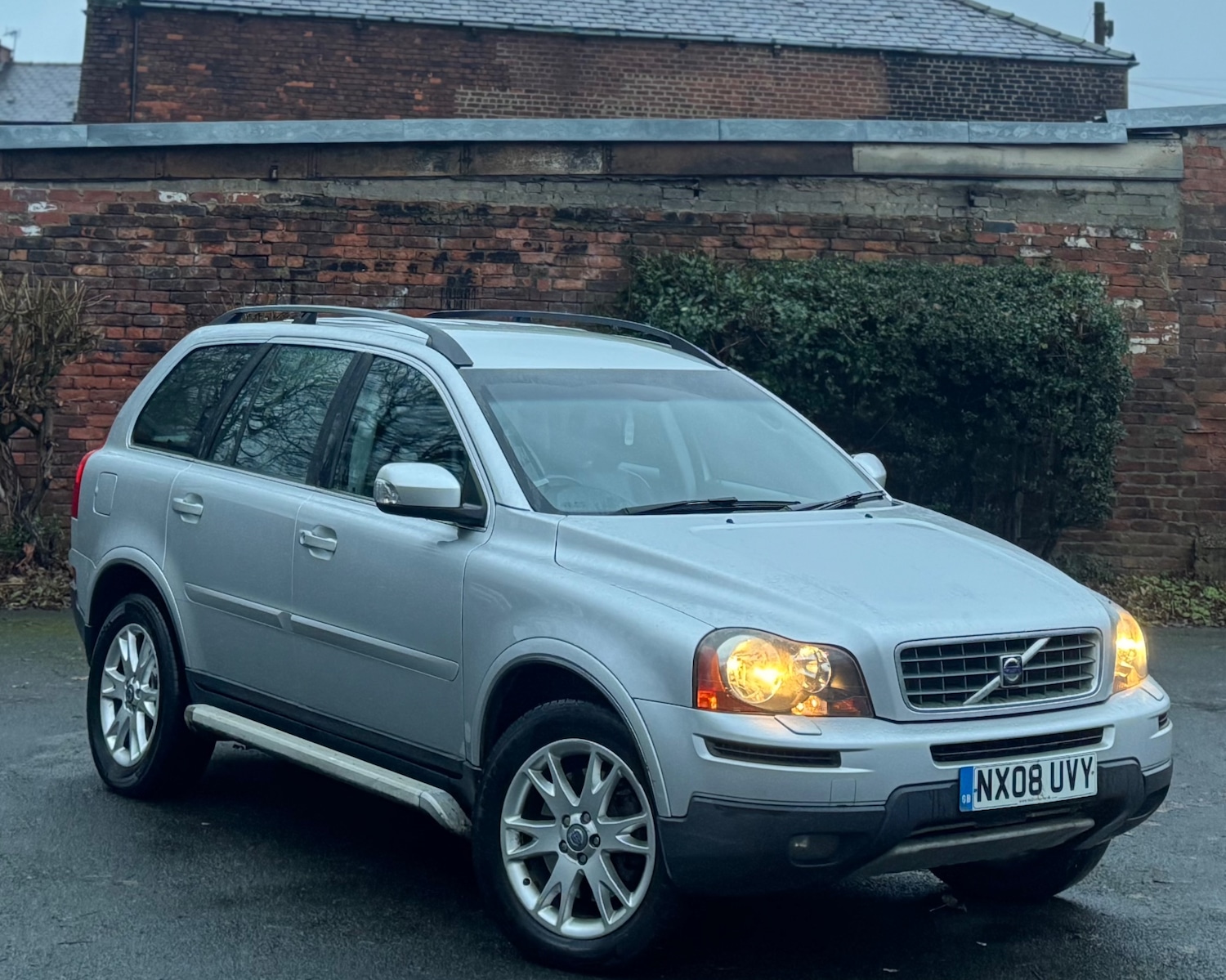 Used Volvo XC90 2008 for sale - 76848492: Photo 2