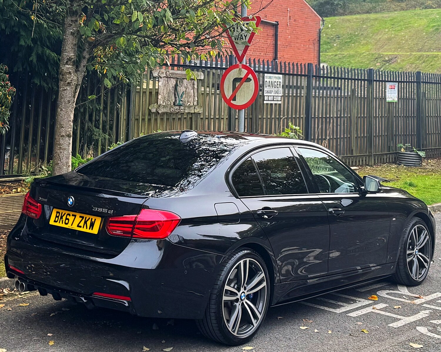 Used BMW 3 Series 2017 for sale - 76314134: Photo 24