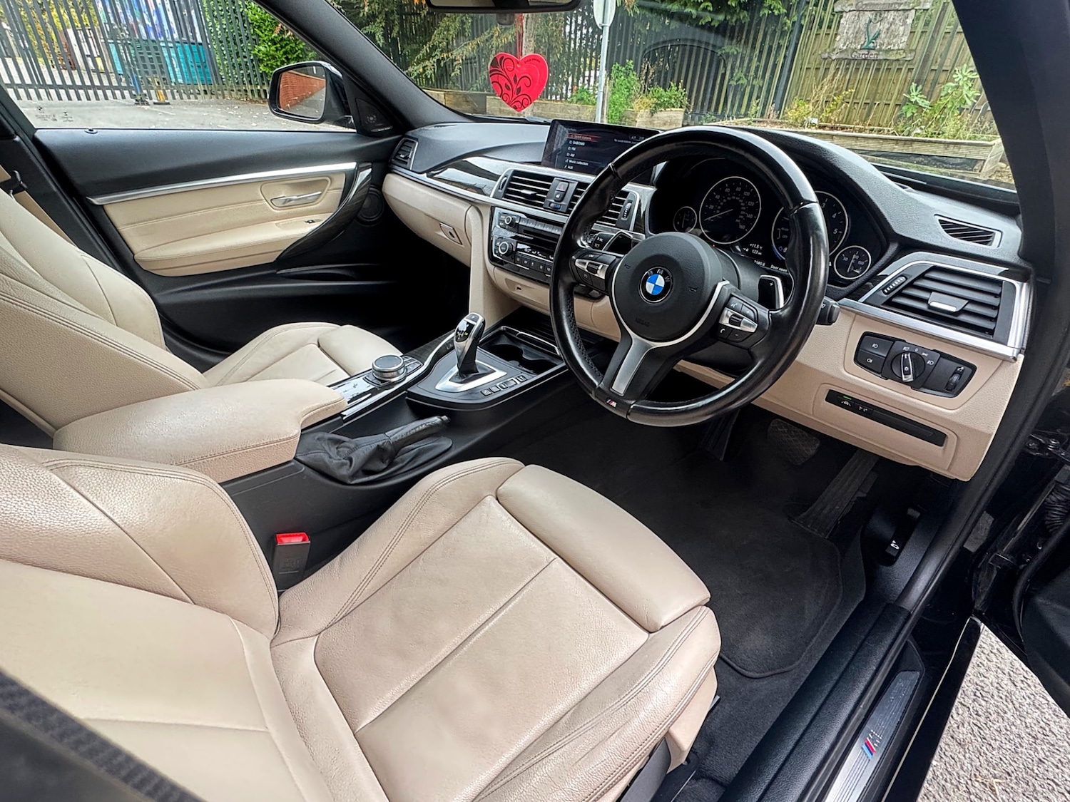 Used BMW 3 Series 2017 for sale - 76314134: Photo 34