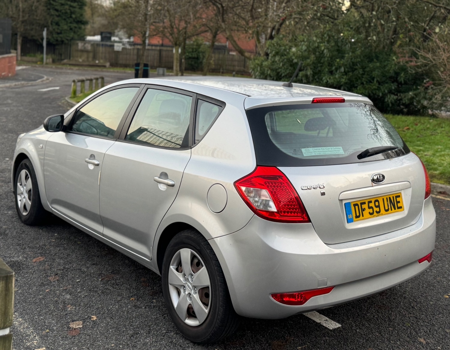 Used Kia Ceed 2010 for sale - 76610789: Photo 4