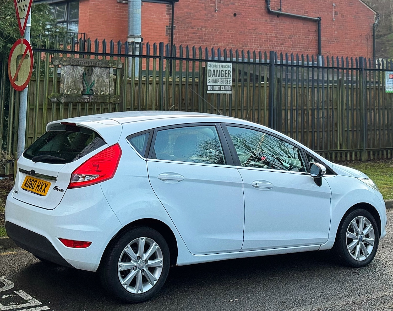 Used Ford Fiesta 2010 for sale - 77206938: Photo 22