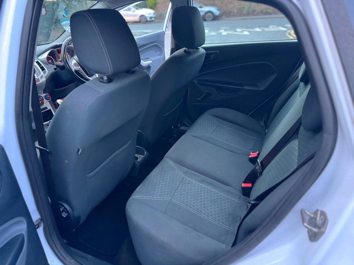 Used Ford Fiesta 2010 for sale - 77206938: Photo 36