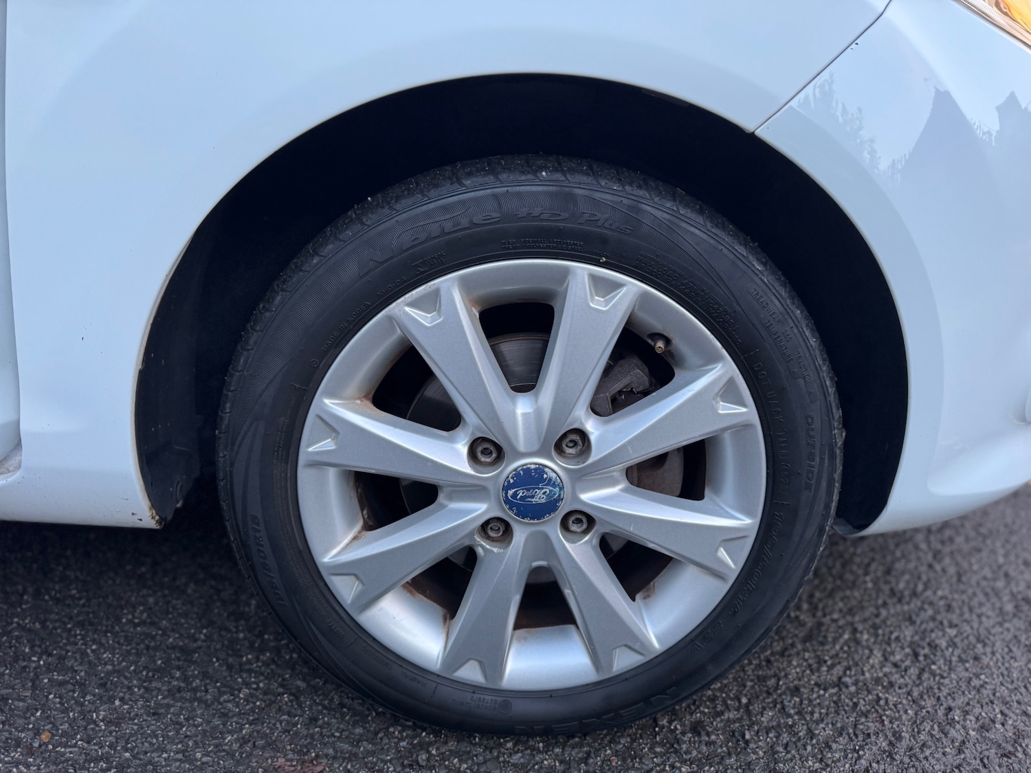 Used Ford Fiesta 2010 for sale - 77206938: Photo 42