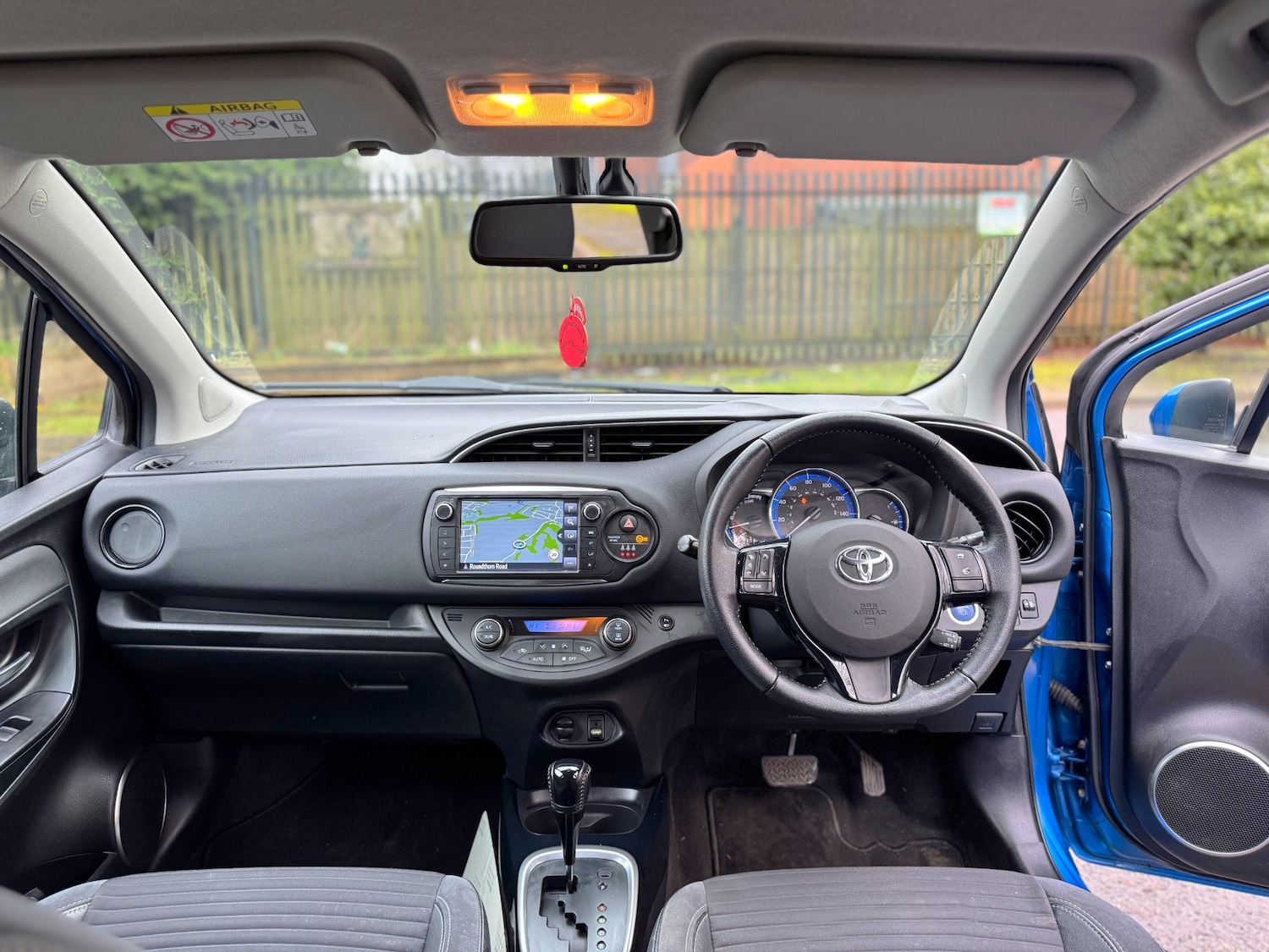 Used Toyota Yaris 2016 for sale - 77482317: Photo 34