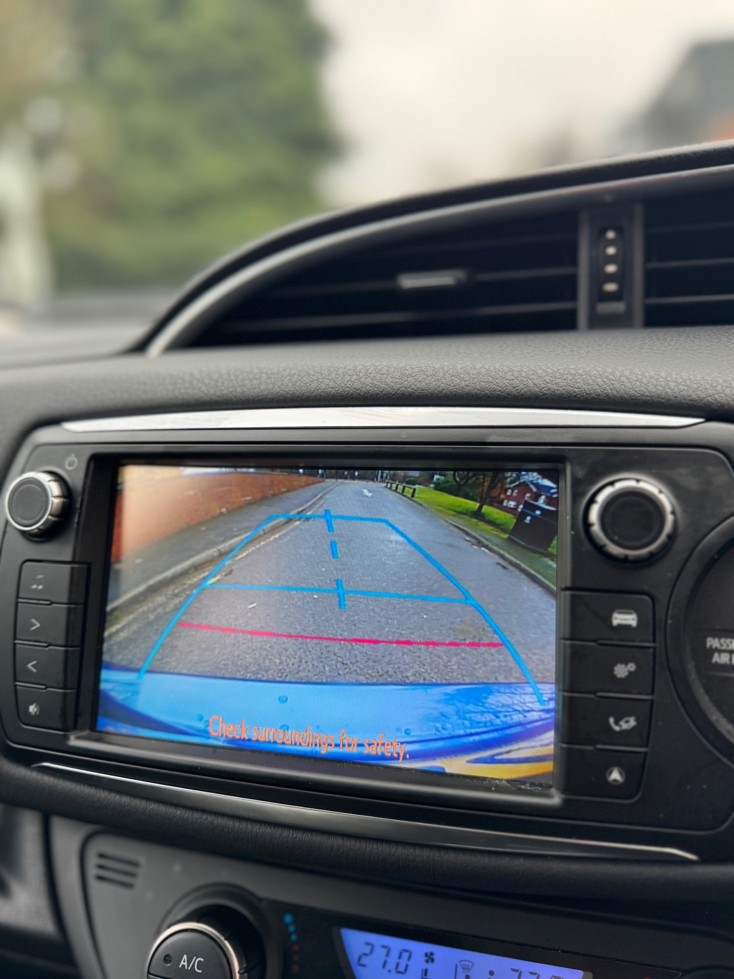 Used Toyota Yaris 2016 for sale - 77482317: Photo 55