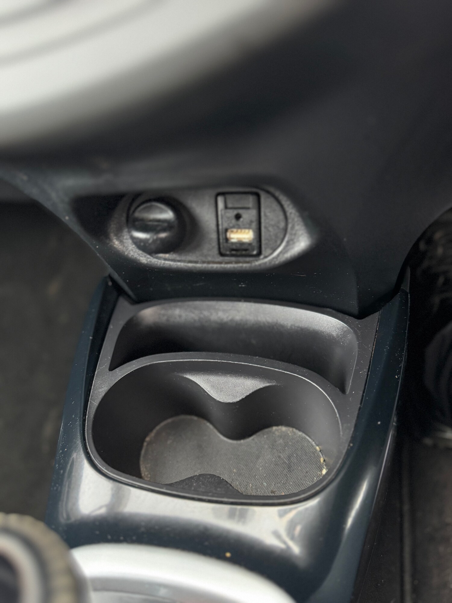 Used Toyota Yaris 2016 for sale - 77482317: Photo 59