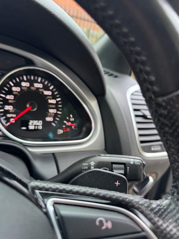 Used Audi Q7 2014 for sale - 76212125: Photo 57