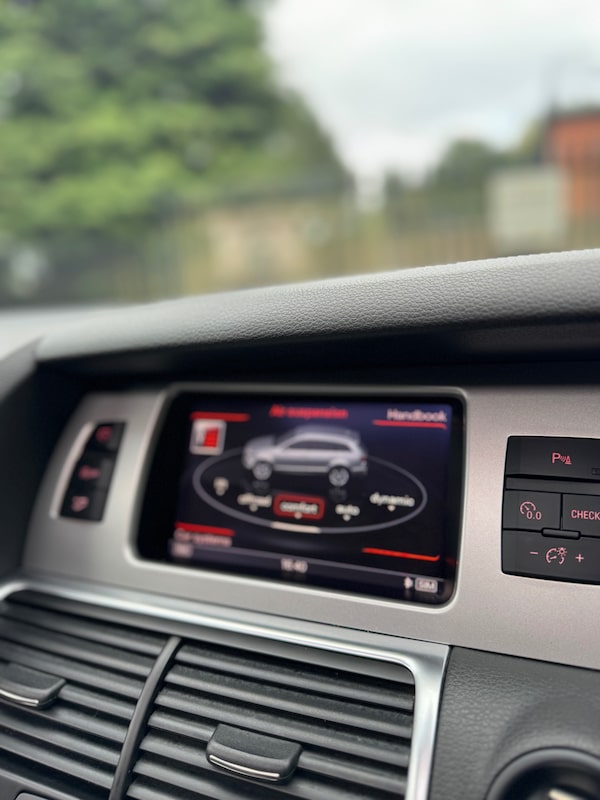 Used Audi Q7 2014 for sale - 76212125: Photo 63