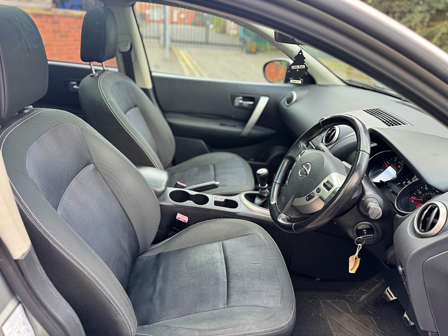 Used Nissan Qashqai 2011 for sale - 78213871: Photo 28