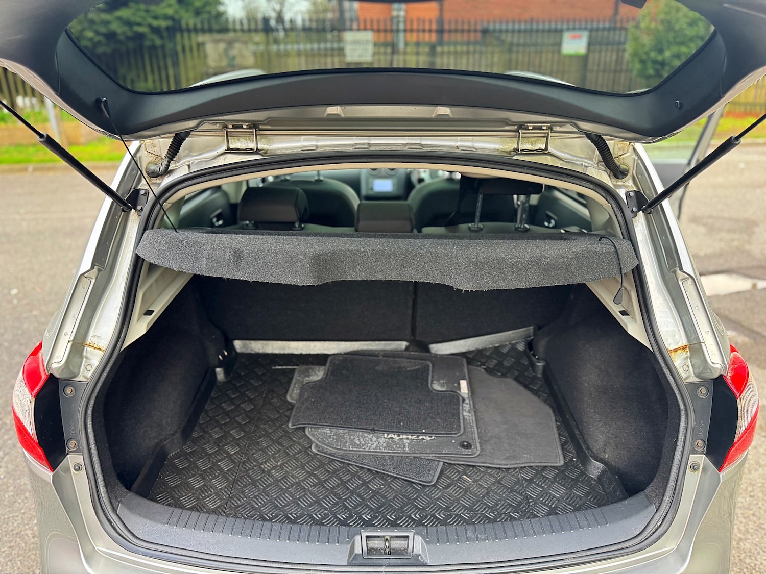 Used Nissan Qashqai 2011 for sale - 78213871: Photo 36