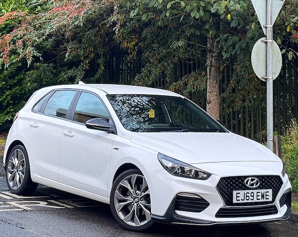 Used Hyundai i30 2019 for sale - 76182569: Photo 2