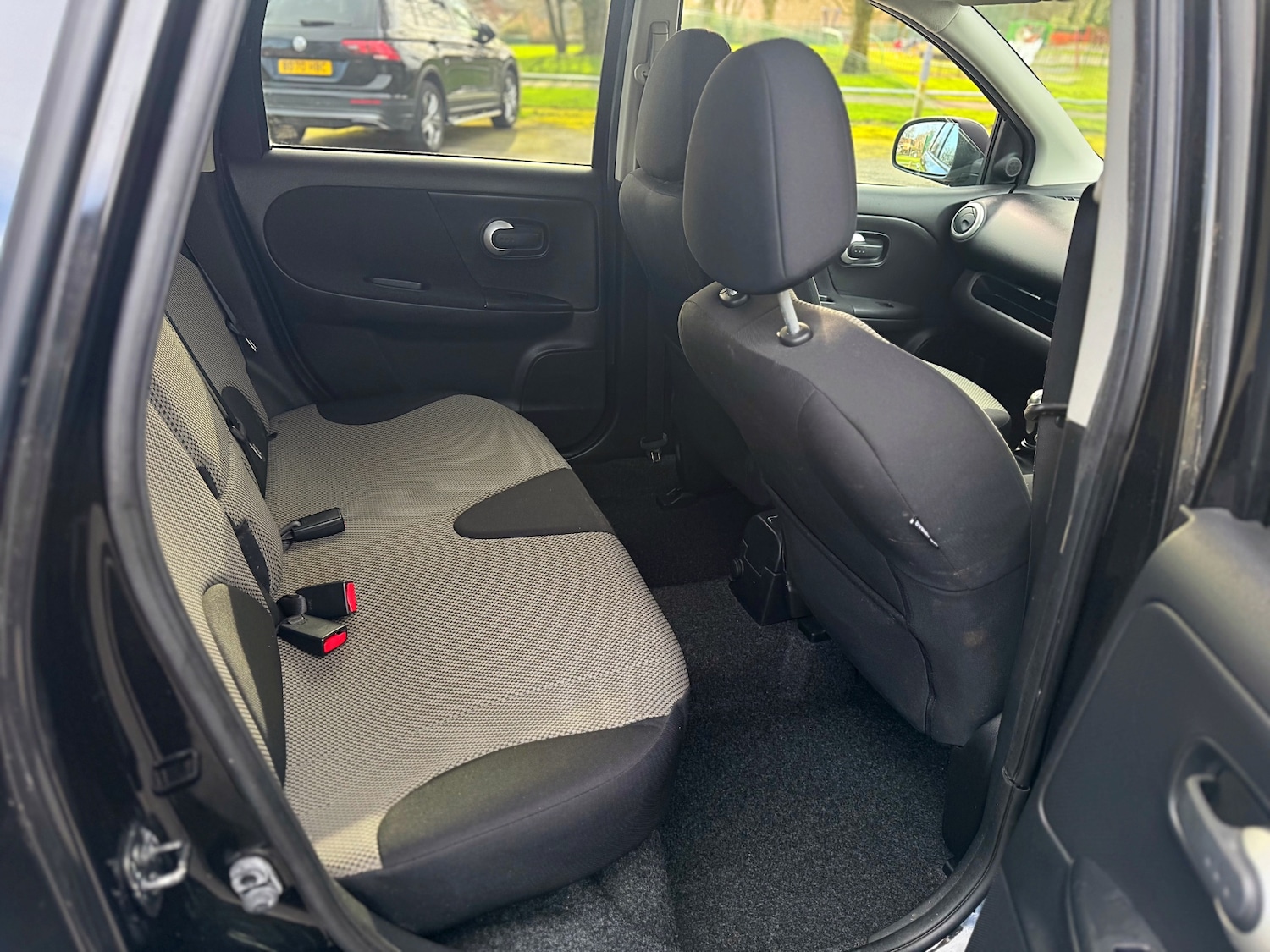 Used Nissan Note 2011 for sale - 77637943: Photo 17