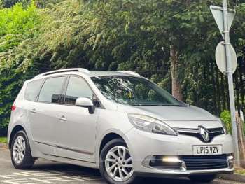 Used Renault Grand Scenic 2015 for sale - 74969132: Photo