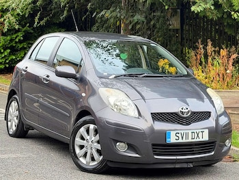 Used Toyota Yaris 2011 for sale - 79478982: Photo