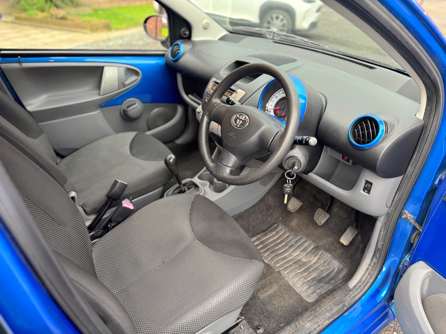 Used Toyota AYGO 2010 for sale - 77506503: Photo 13