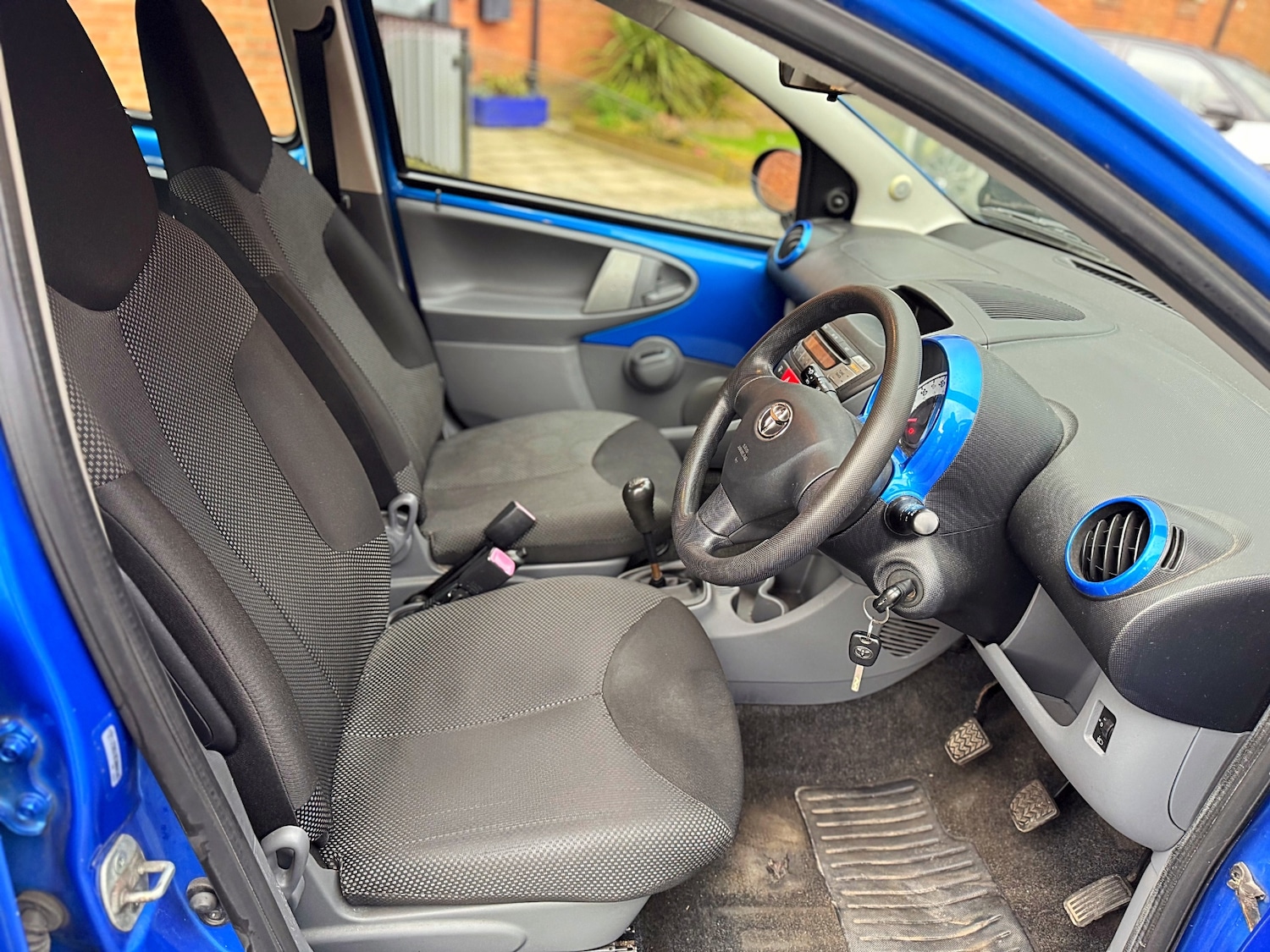 Used Toyota AYGO 2010 for sale - 77506503: Photo 14